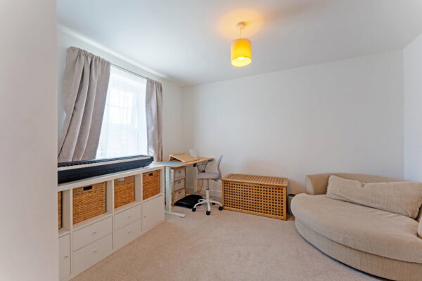 Chaffinch Road, Brookfields, Fleckney, LE8 8FB