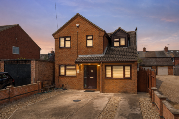 Chichele Street, Higham Ferrers, Rushden, NN10 8HT