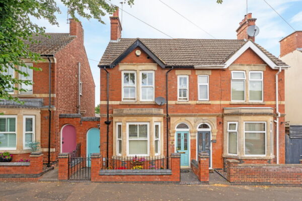 Kingsley Avenue, Kettering, NN16 9ES