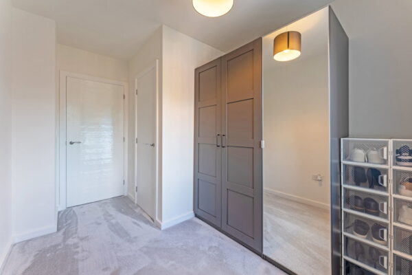 Daffodil Close, Eden Park, Rugby, Warwickshire, CV21 1WD