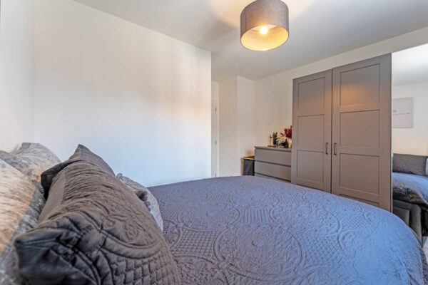 Daffodil Close, Eden Park, Rugby, Warwickshire, CV21 1WD