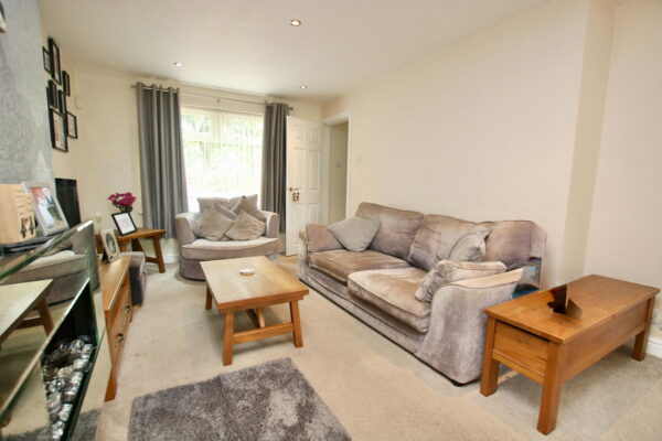 Gardendale Avenue, Clifton, Nottingham, NG11 9HX