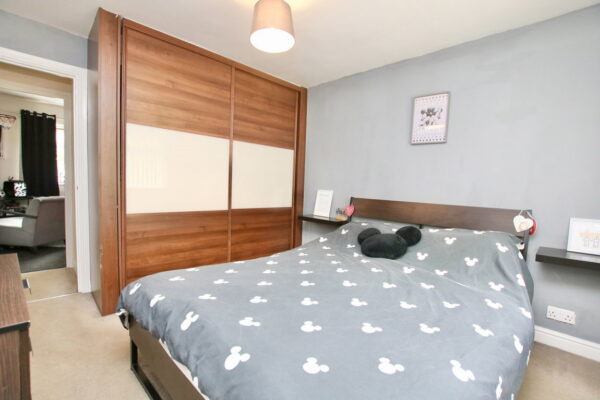 Gardendale Avenue, Clifton, Nottingham, NG11 9HX