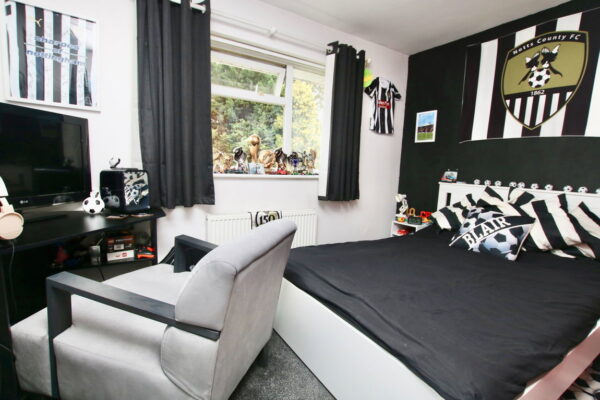 Gardendale Avenue, Clifton, Nottingham, NG11 9HX