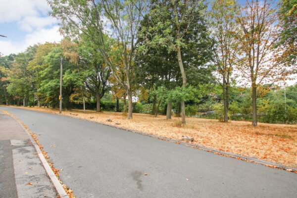 Gardendale Avenue, Clifton, Nottingham, NG11 9HX