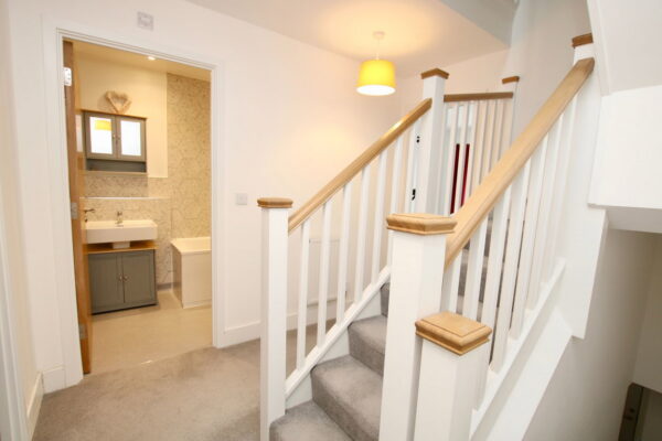 Wilford Crescent East, Nottingham, NG2 2EF