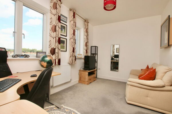 Wilford Crescent East, Nottingham, NG2 2EF