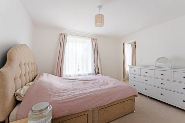 Chaffinch Road, Brookfields, Fleckney, LE8 8FB