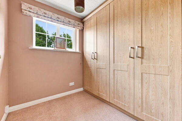 Fairburn Way, Watnall, Nottingham, Nottinghamshire, NG16 1GH