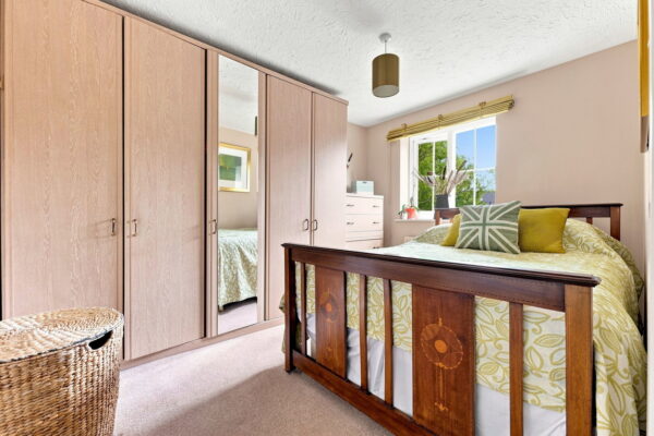 Fairburn Way, Watnall, Nottingham, Nottinghamshire, NG16 1GH