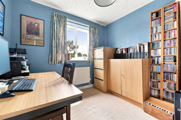Fairburn Way, Watnall, Nottingham, Nottinghamshire, NG16 1GH