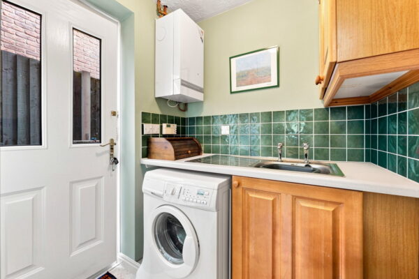 Fairburn Way, Watnall, Nottingham, Nottinghamshire, NG16 1GH