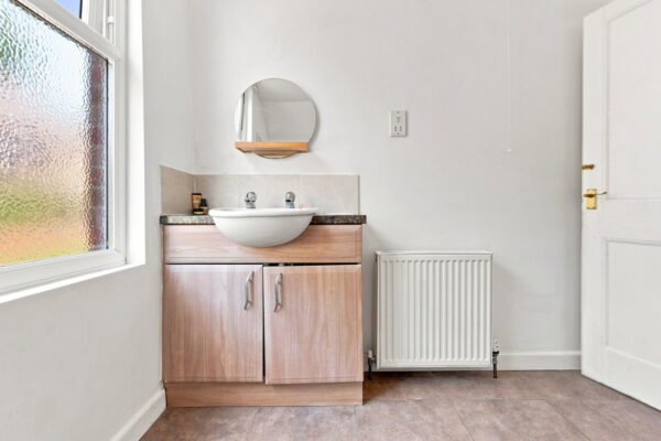 Crossman Street, Nottingham, Nottinghamshire, NG5 2HQ