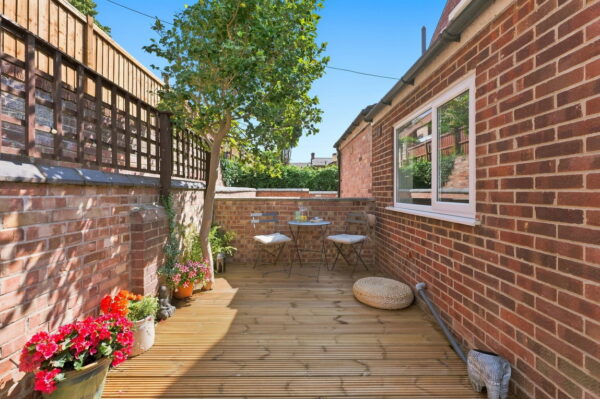 Crossman Street, Nottingham, Nottinghamshire, NG5 2HQ