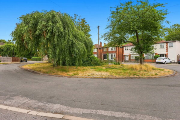 St Helens Crescent, Burton Joyce, Nottingham, NG14 5DW