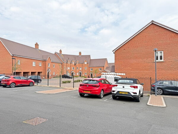 Beauvais Avenue, Shortstown, Bedford, Bedfordshire, MK42 0JG