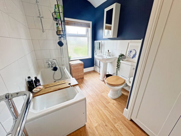 Forest Road, Coalville, Leicestershire, LE67 3SN
