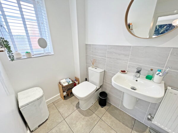 Lowdell Way, Desford, Leicestershire, LE9 9RJ