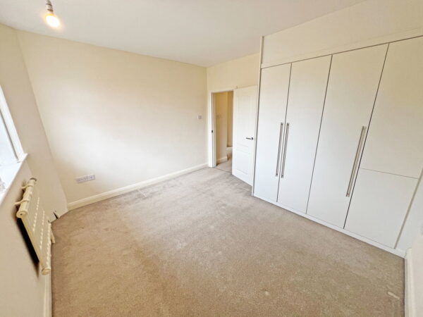 Knighton Park Road, Leicester, Leicestershire, LE2 1ZB
