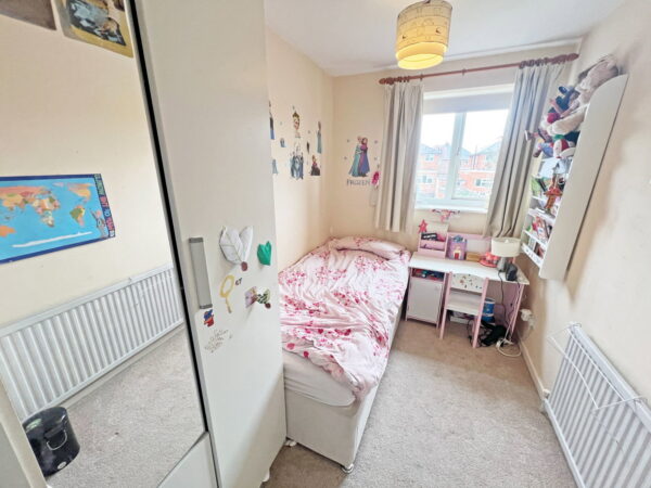 Pinewood Avenue, Thurmaston, Leicester, Leicestershire, LE4 8HZ
