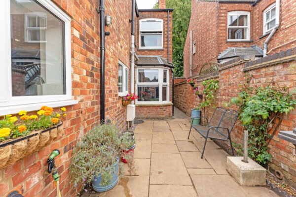 Kingsley Avenue, Kettering, NN16 9ES