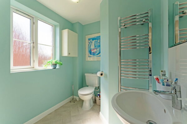 Buttercup Road, Desborough, Kettering, NN14 2GY