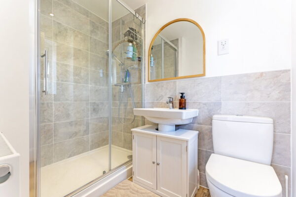 Chaffinch Road, Brookfields, Fleckney, LE8 8FB