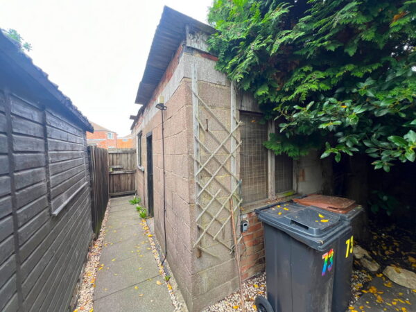 Forest Road, Coalville, Leicestershire, LE67 3SN