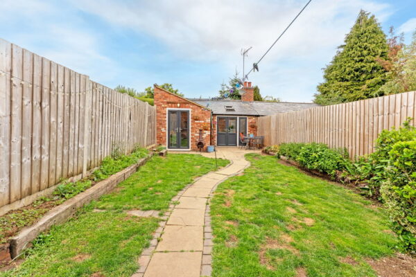 Kingsley Avenue, Kettering, NN16 9ES