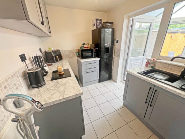 Pyeharps Road, Burbage, Hinckley, Leicestershire, LE10 2JE