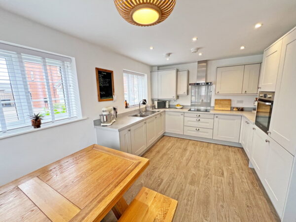 Lowdell Way, Desford, Leicestershire, LE9 9RJ