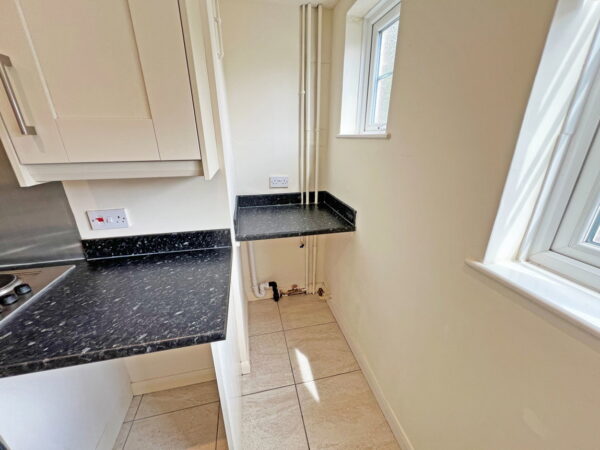 Knighton Park Road, Leicester, Leicestershire, LE2 1ZB