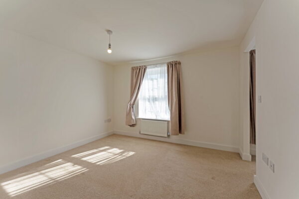 Chaffinch Road, Brookfields, Fleckney, LE8 8FB