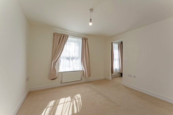 Chaffinch Road, Brookfields, Fleckney, LE8 8FB