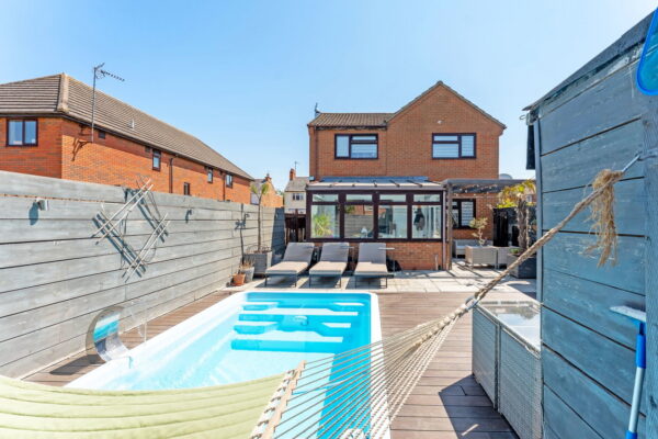 Chichele Street, Higham Ferrers, Rushden, NN10 8HT