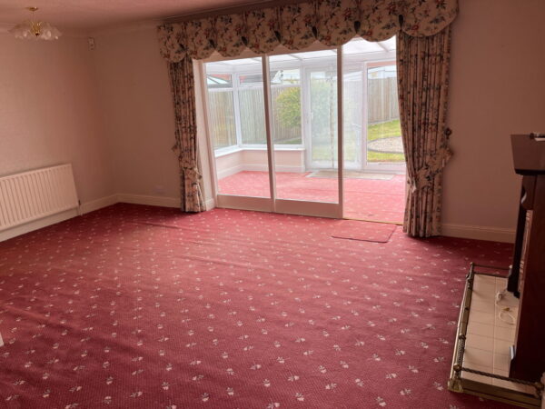 Oakside Crescent, Leicester, LE5 6SJ
