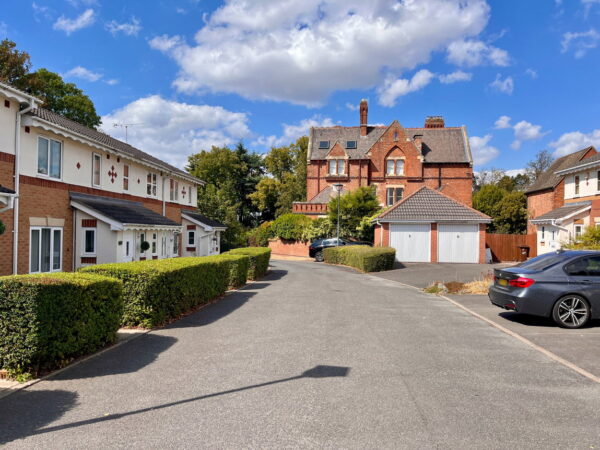 The Firs, Syston, Leicester, LE7 2FT