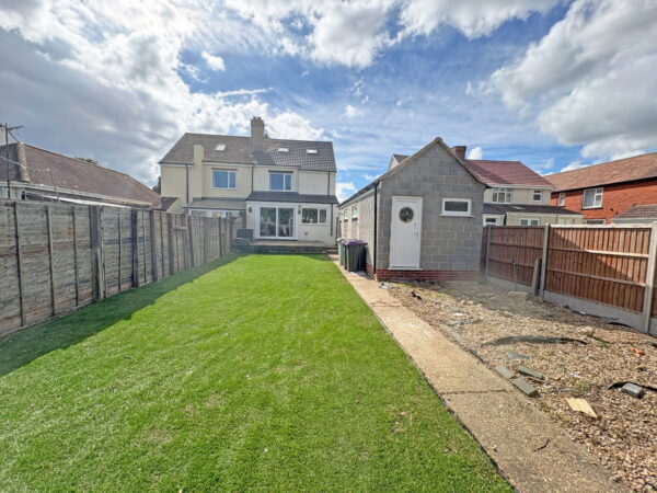 Winthorpe Avenue, Skegness, Lincolnshire, PE25 1QY