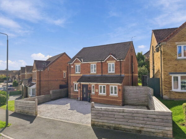 Sandringham Drive, Heanor, Derbyshire, DE75 7TZ