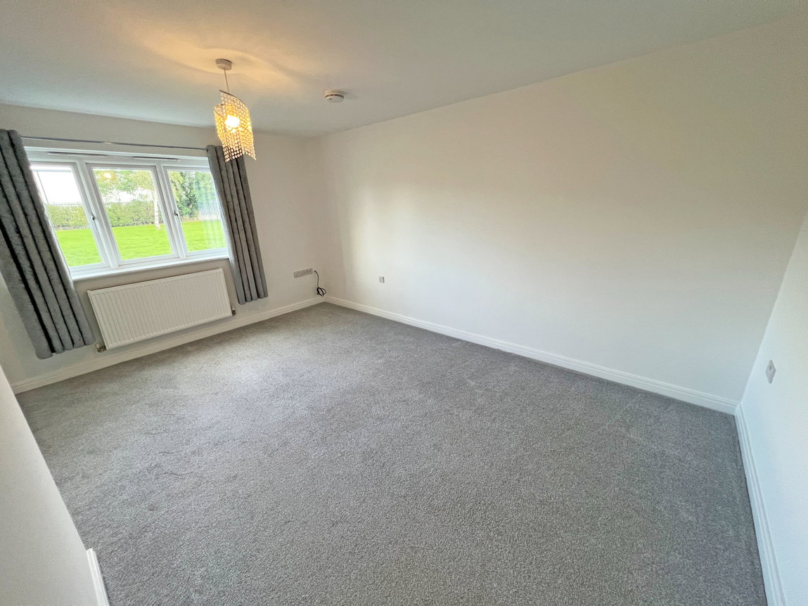 Drage Close, Lutterworth, Leicestershire, LE17 4PR