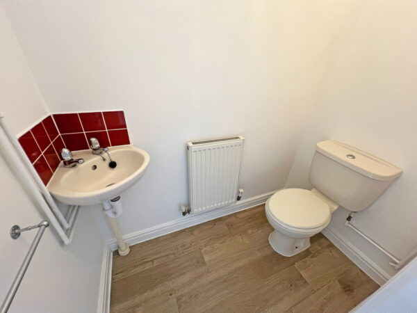 Drage Close, Lutterworth, Leicestershire, LE17 4PR