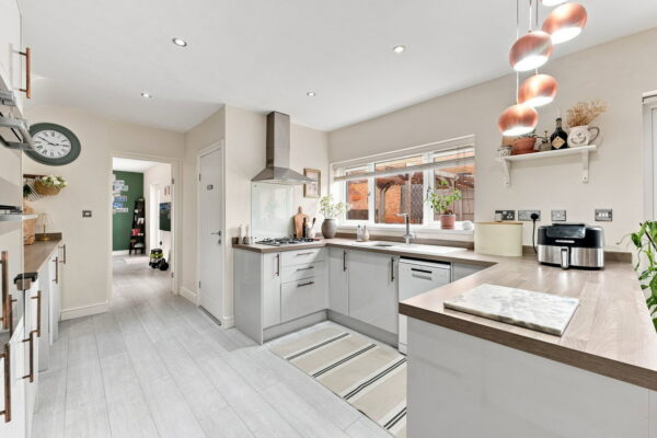 Goldham Road, Nottingham, Nottinghamshire, NG8 6NG
