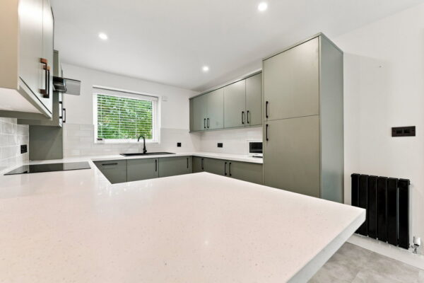 Valley Court, Valley Road, Carlton, Nottingham, NG4 1NW
