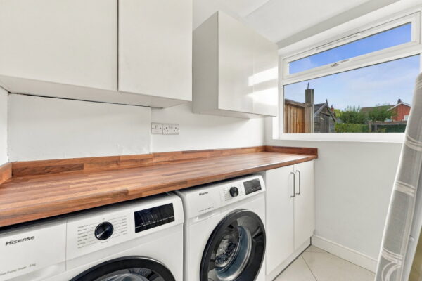Chesterfield Drive, Burton Joyce, Nottingham, NG14 5EQ