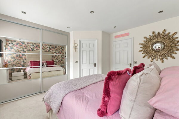 Sandringham Drive, Heanor, Derbyshire, DE75 7TZ