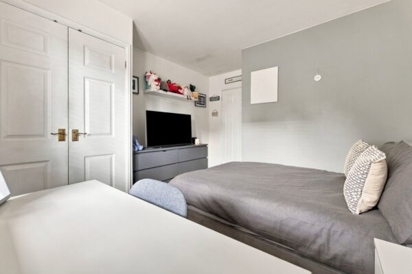 Sandringham Drive, Heanor, Derbyshire, DE75 7TZ