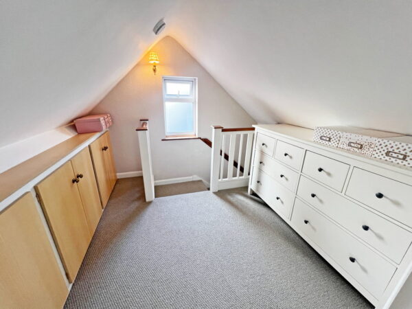 Meadhurst Road, Leicester, Leicestershire, LE3 6FR