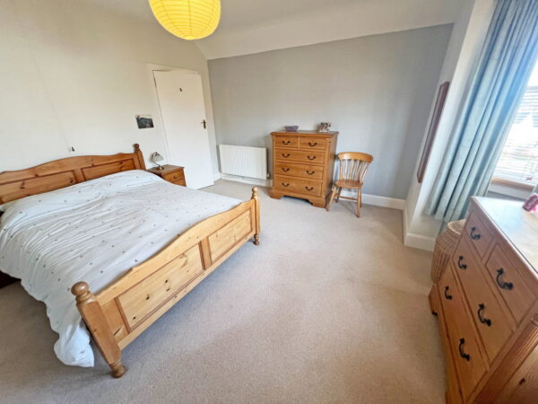 Meadhurst Road, Leicester, Leicestershire, LE3 6FR