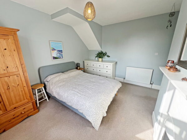Meadhurst Road, Leicester, Leicestershire, LE3 6FR