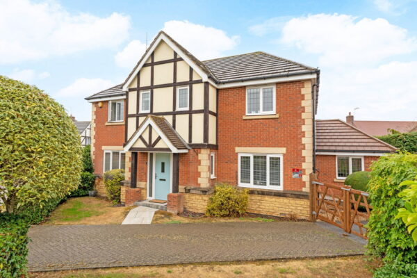 Hogarth Drive, Barton Seagrave, Kettering, Northamptonshire, NN15 5UQ